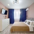 Апартаменты (Сапфир), Апартаменты Your Place