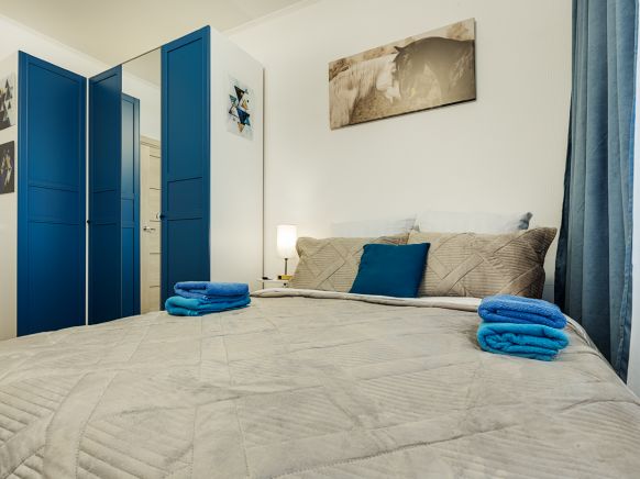 Апартаменты В Питер на сутки на Комендантском проспекте, Санкт-Петербург