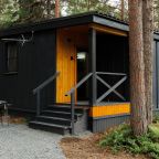 Коттедж (Дом бежевый), База отдыха Мох