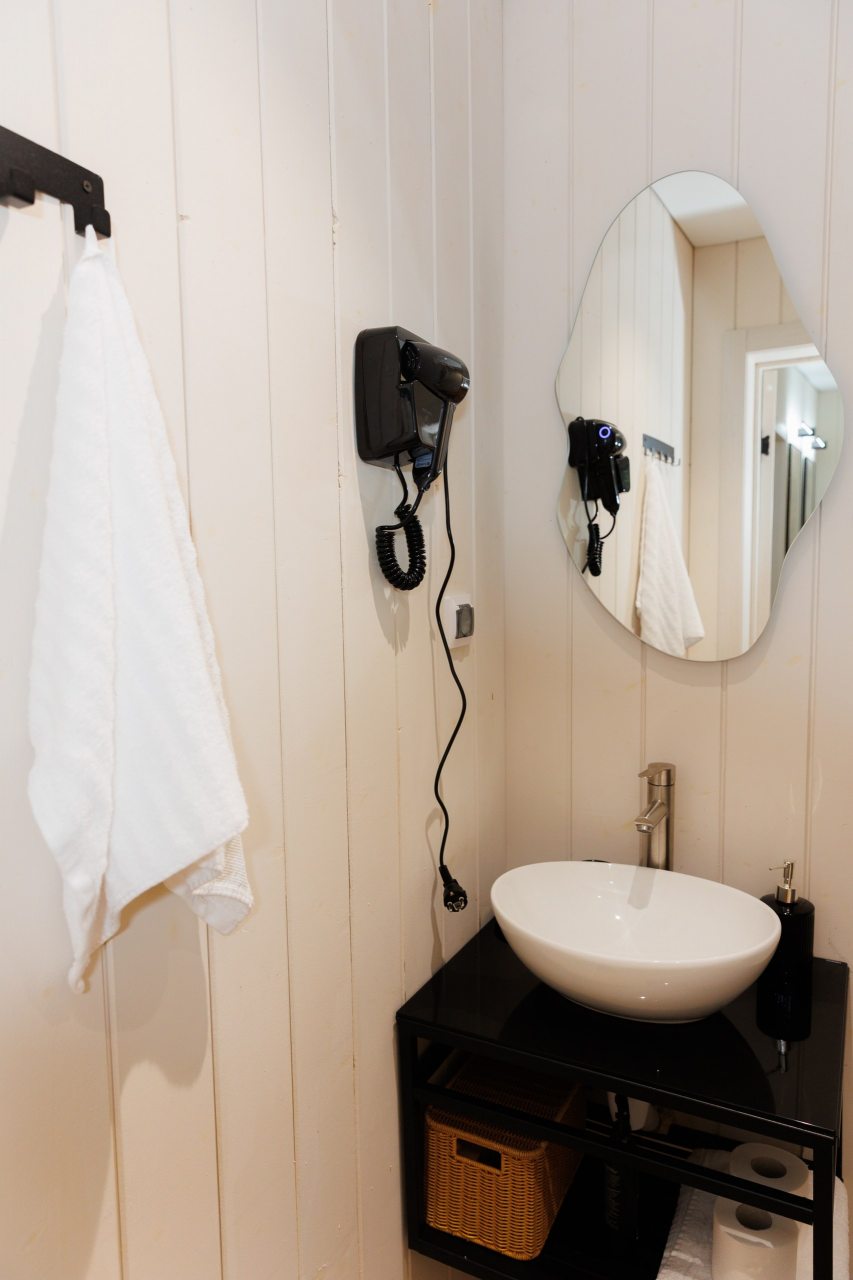 Коттедж (Дом бежевый), База отдыха Мох