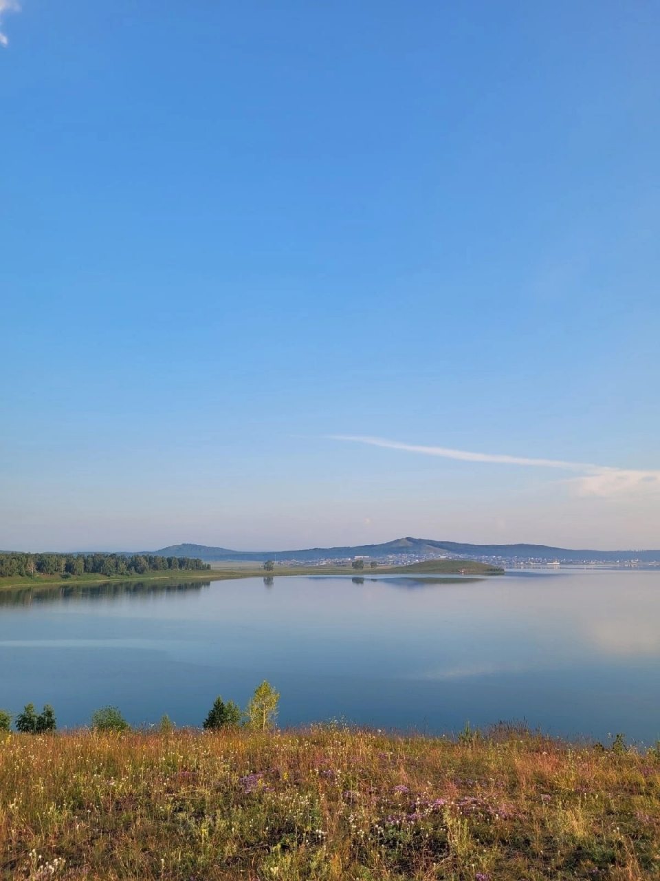 Вид на озеро, База отдыха Ургун