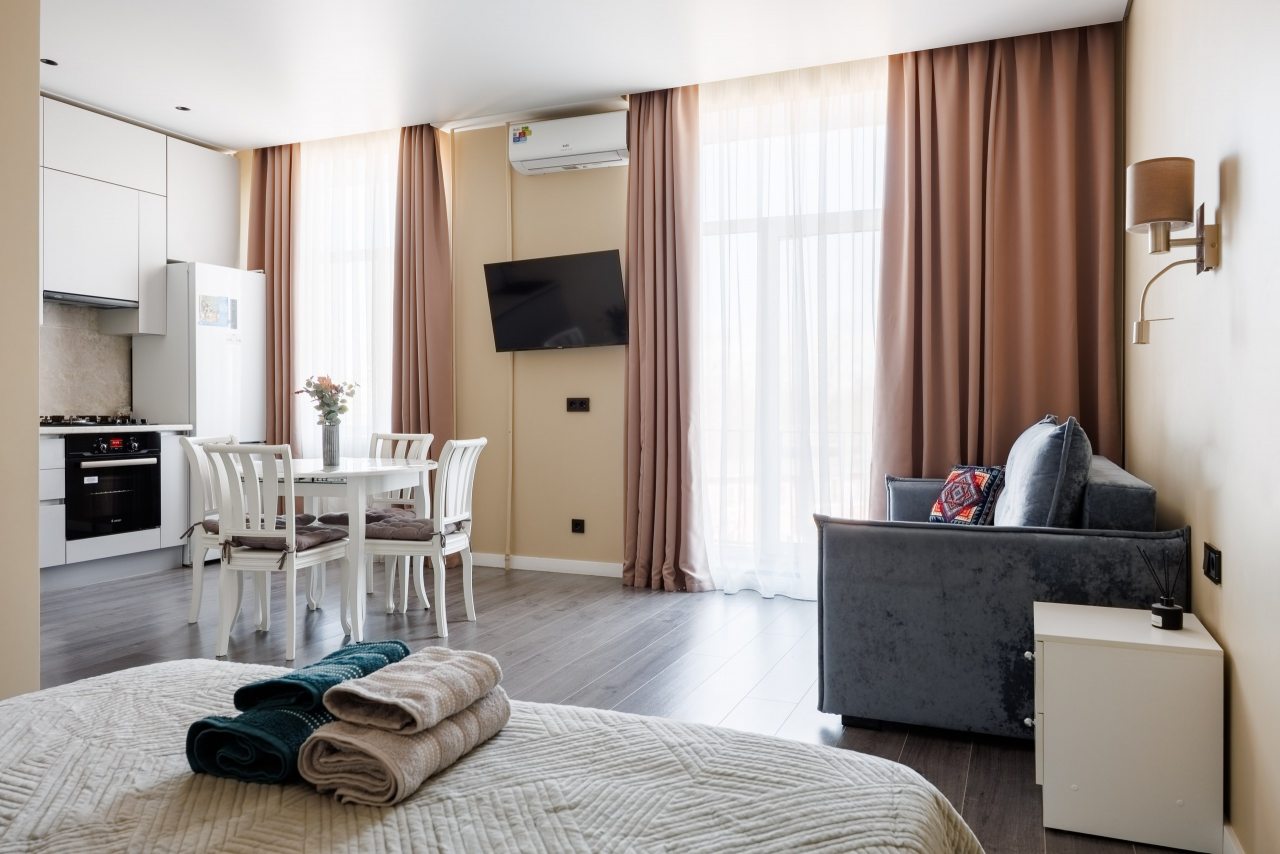 Апартаменты (Нов 28), Апартаменты Sutki Rent у моста Александра Невского