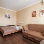 Апартаменты (МБ 166), Апартаменты Sutki Rent у Невы