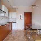 Апартаменты (МБ 166), Апартаменты Sutki Rent у Невы