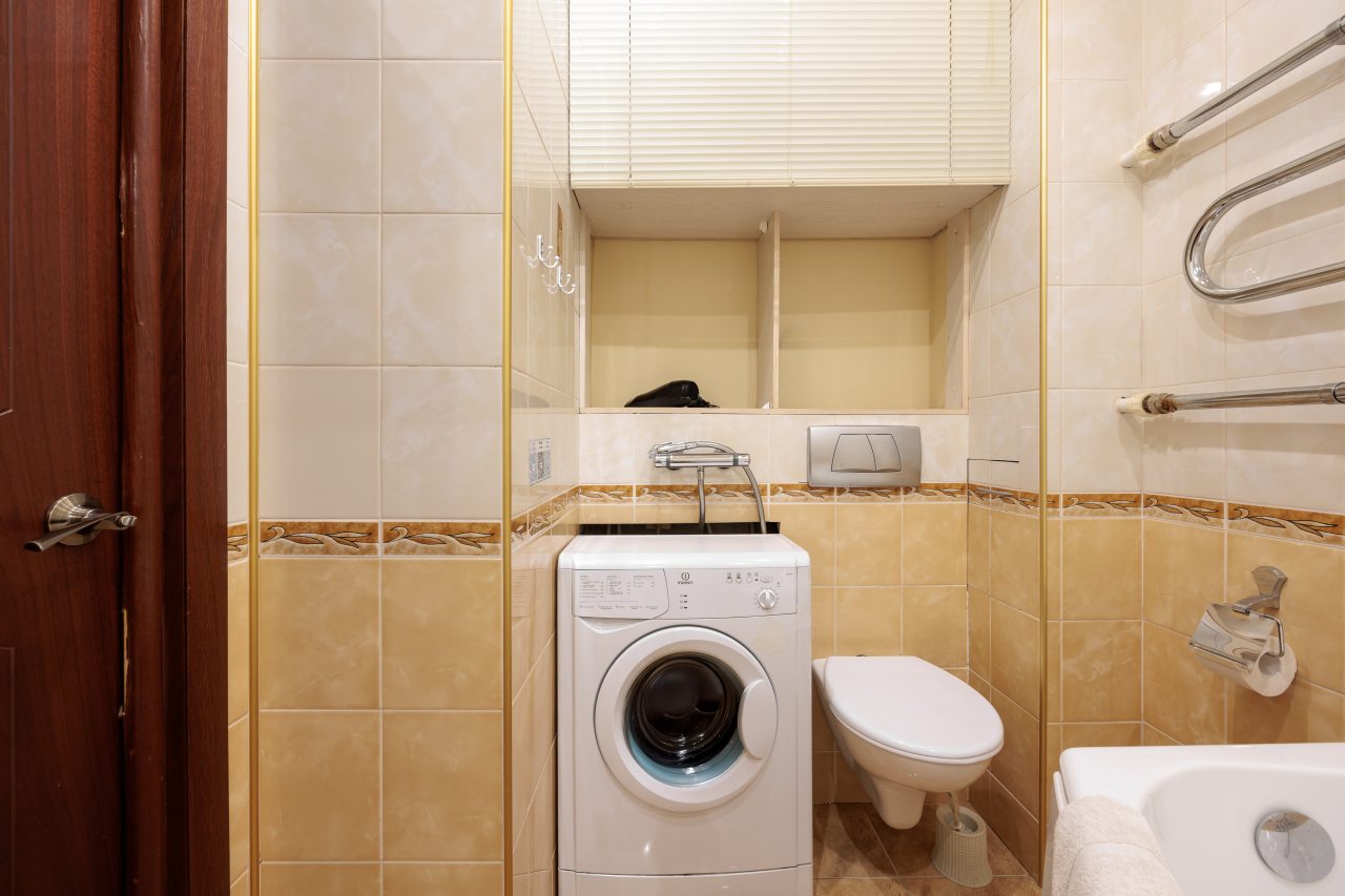 Апартаменты (МБ 166), Апартаменты Sutki Rent у Невы