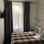 Двуспальная кровать