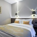 De Luxe (Делюкс двухкомнатный с видом в атриум), Отель DOMINA Пулково