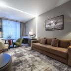 De Luxe (Делюкс двухкомнатный с видом в атриум), Отель DOMINA Пулково