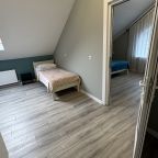 Четырехместный (Двух комнатный номер с двухспальной кроватью и двумя односпальными кроватями), Гостевой дом Бархат