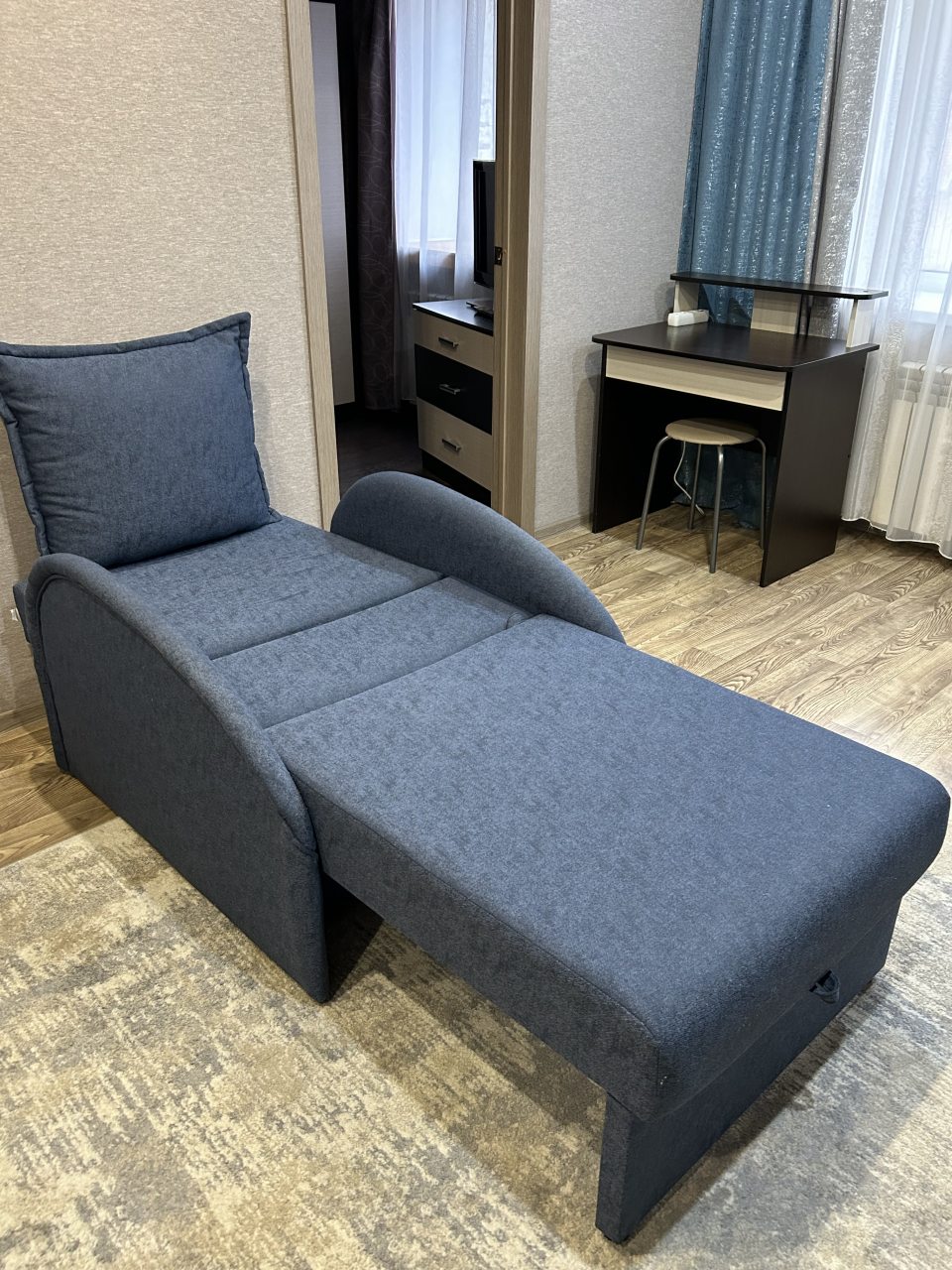 Трёхместный и более (Двухкомнатная квартира на Волжском Бульваре), Апартаменты Двухкомнатные на набережной