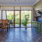 Кухня в номере, Гостевой дом Гранд Шале
