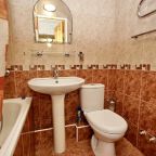 Трехместный (Стандарт с балконом 3х-местный), Гостевой дом Уютный