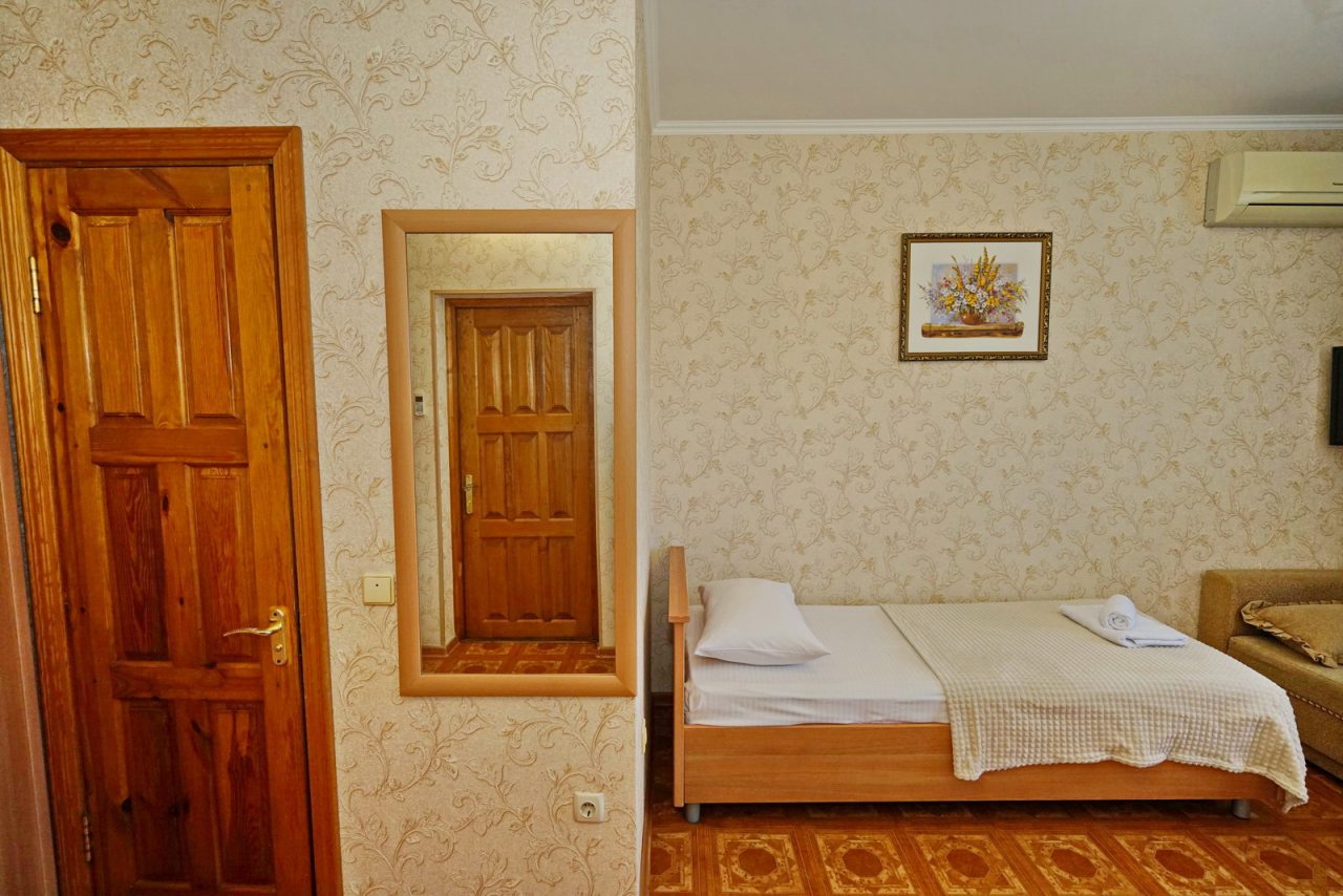 Двухместный (Стандарт с балконом), Гостевой дом Уютный