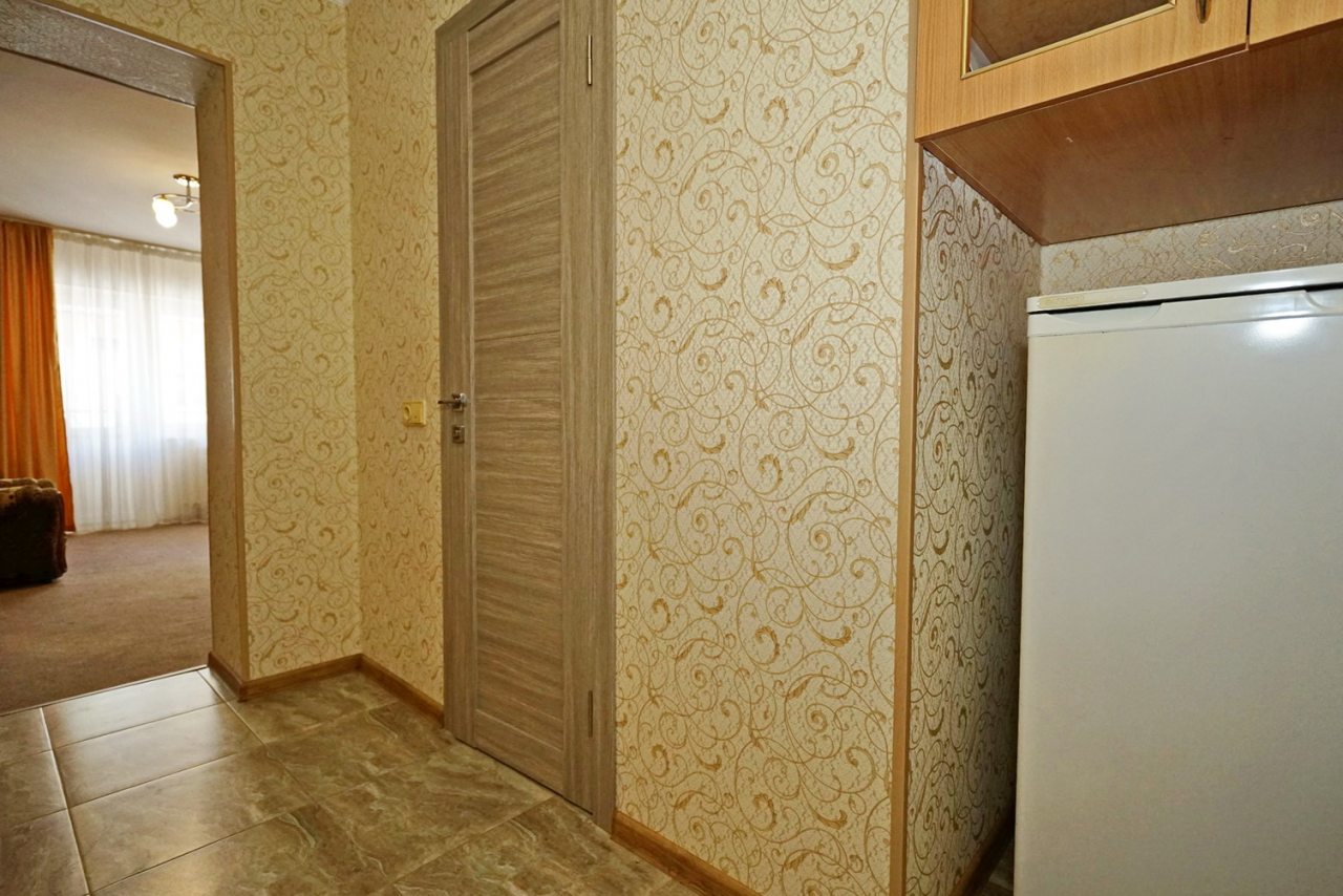 Семейный (Стандарт 2х-комнатный с балконом 6-местный), Гостевой дом Уютный