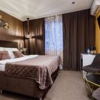 Полулюкс (Кения), Мини-отель СИМПЛ РУМС