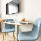 Апартаменты (Трехместные), Апартаменты LikeHome.life - Спартак