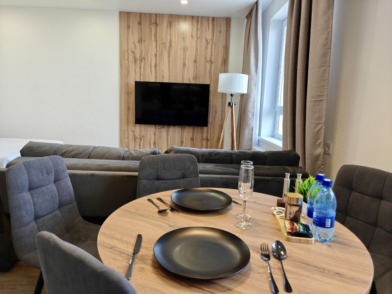 Четырехместный (С прекрасным Видом на Волгу и Президентский мост), Апартаменты Sweet home Ulyanovsk Gromova