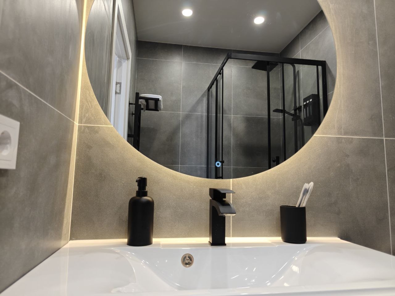 Четырехместный (С прекрасным Видом на Волгу и Президентский мост), Апартаменты Sweet home Ulyanovsk Gromova