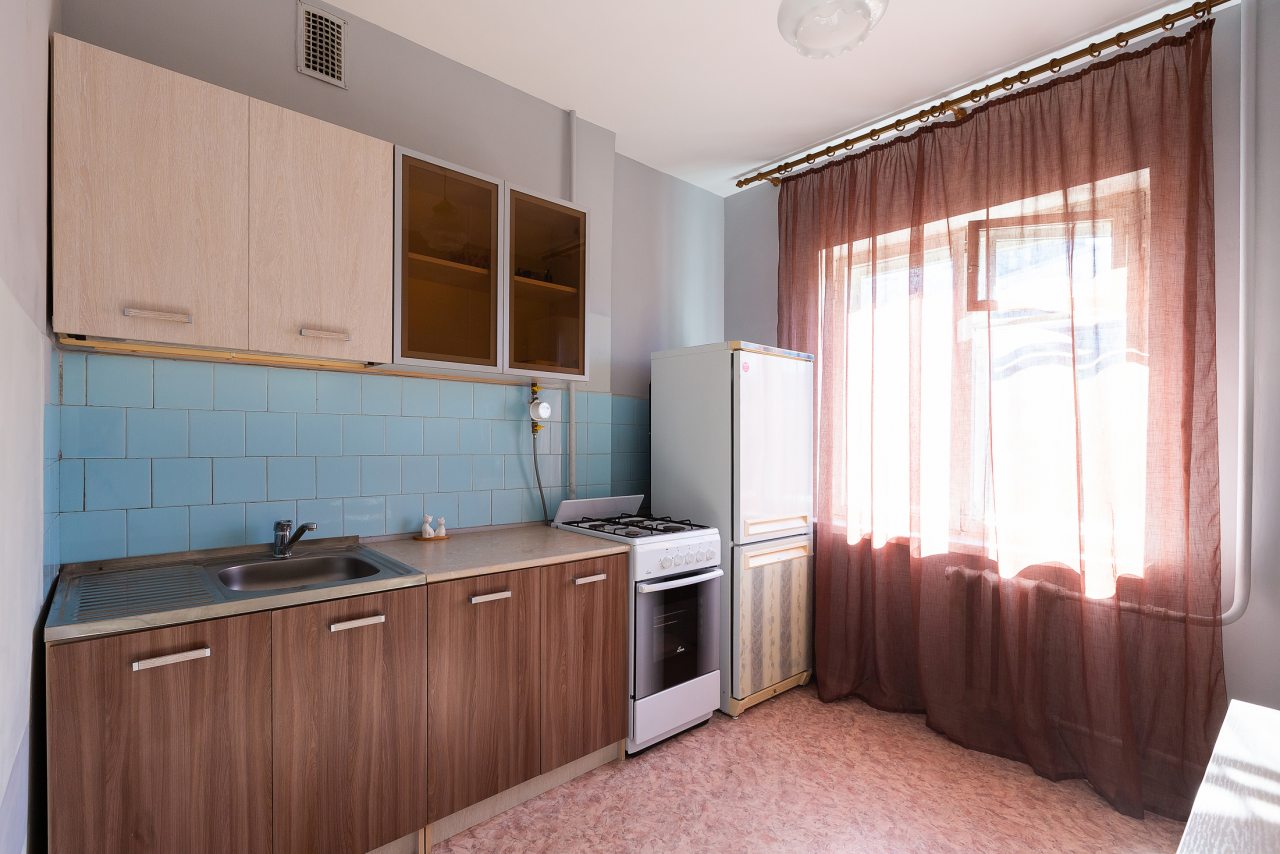 Собственная кухня, Апартаменты Sutochnyy Ray для Командировок