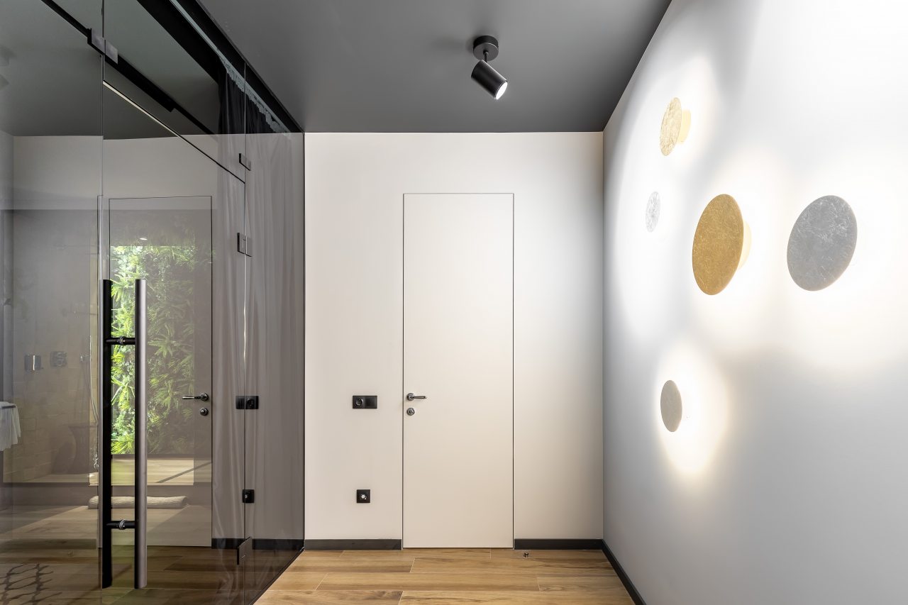 Люкс (Дизайнерский), Отель ARTSTUDIO Moskovsky