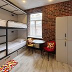 Восьмиместный Женский (Место), Хостел В Центре