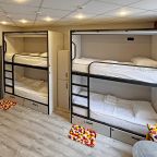 Восьмиместный Женский (Место), Хостел В Центре