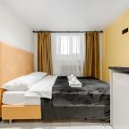 Апартаменты (Стандартные для 2-х взрослых (4)), Апартаменты VEDA Aparts Свечной