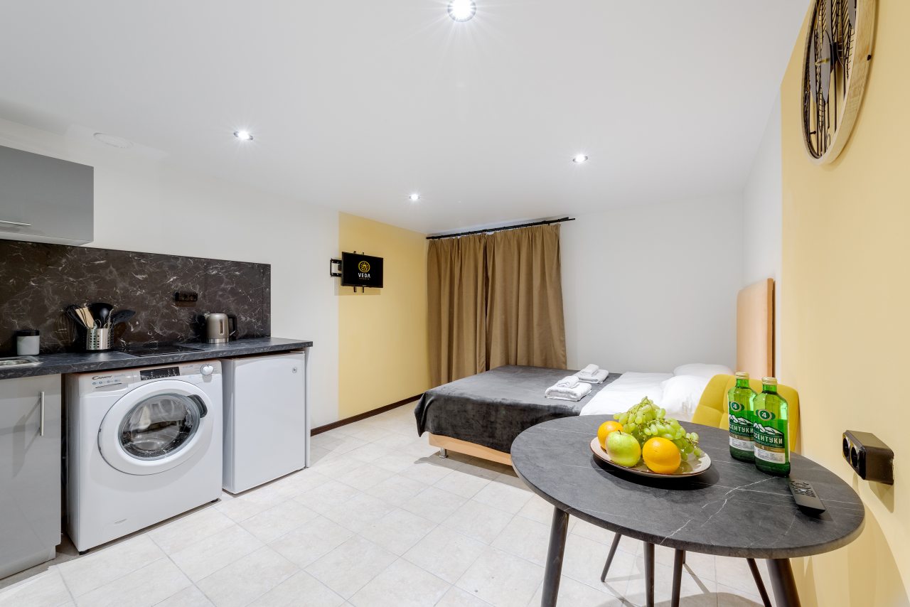 Апартаменты (Улучшенные  для 4-х взрослых (3)), Апартаменты VEDA Aparts Свечной