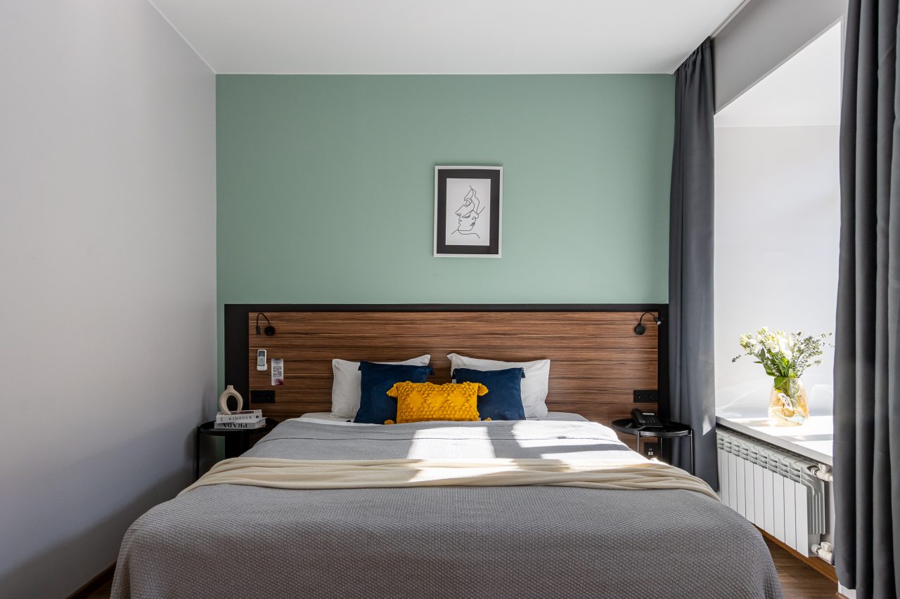 Номер (Стандартный с 1 двуспальной кроватью), Бутик-Отель Реноме