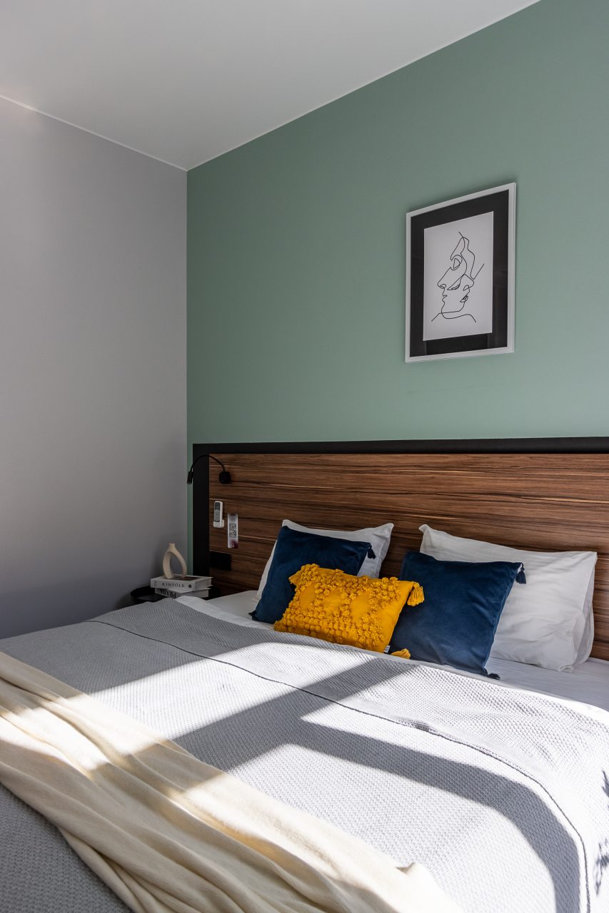 Номер (Стандартный с 1 двуспальной кроватью), Бутик-Отель Реноме