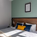 Номер (Стандартный с 1 двуспальной кроватью), Бутик-Отель Реноме