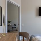 Номер (Семейный люкс с 2 комнатами), Бутик-Отель Реноме