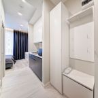 Студио (С французским балконом 312), Апарт-отель На Лучезарной 1а