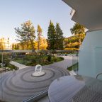 Студио (С видом на парк 210), Апарт-отель На Лучезарной 1а