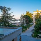 Студио (С видом на парк 210), Апарт-отель На Лучезарной 1а