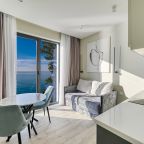 Апартаменты (Deluxe 321), Апарт-отель На Лучезарной 1а