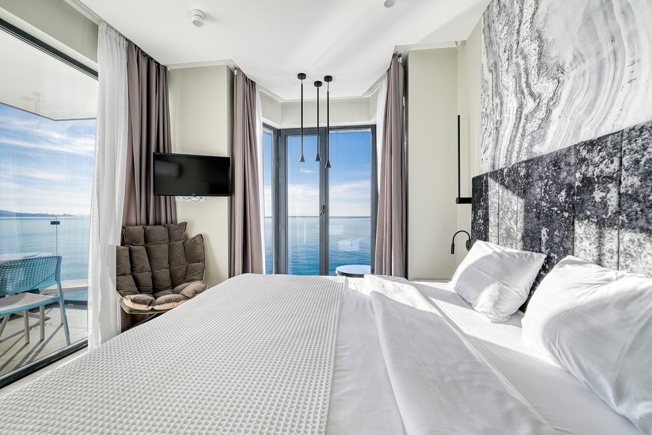 Апартаменты (Deluxe 321), Апарт-отель На Лучезарной 1а