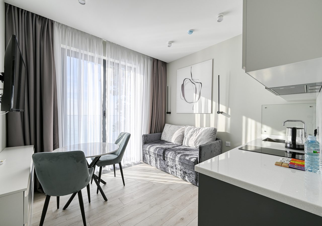 Апартаменты (Deluxe 321), Апарт-отель На Лучезарной 1а