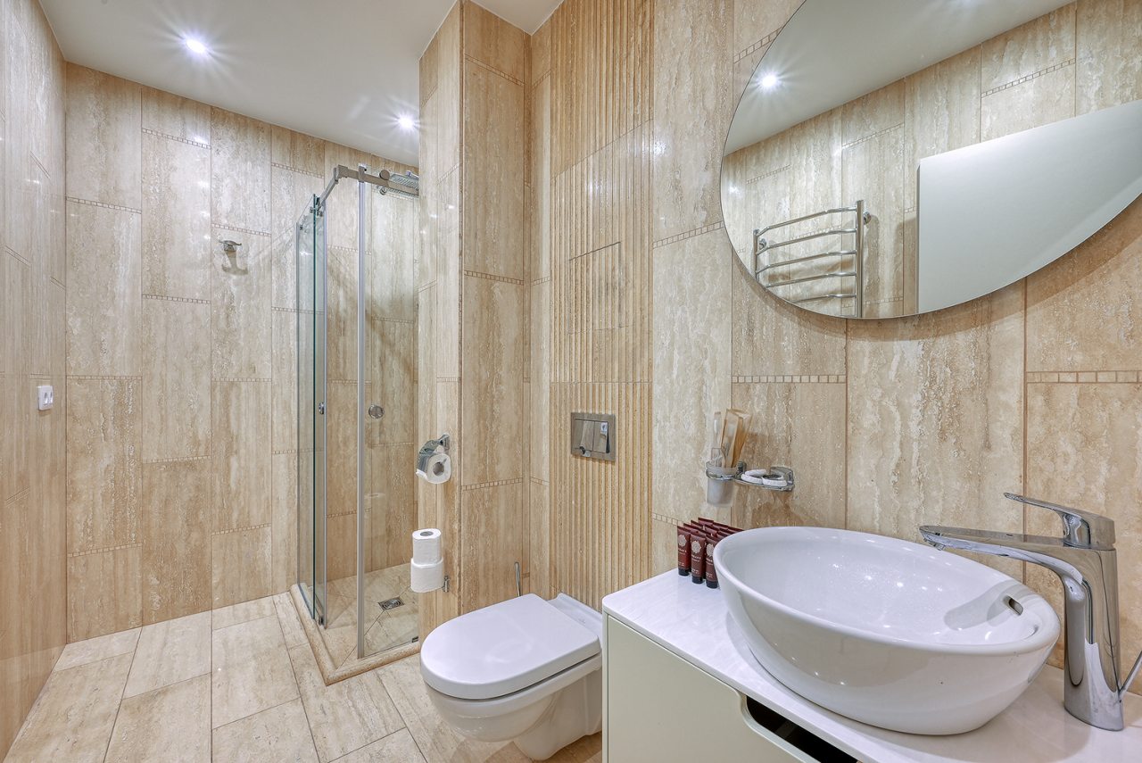 De Luxe (Delux), Апарт-отель На Лучезарной 1а