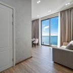 De Luxe (Grand Deluxe с видом на море), Апарт-отель На Лучезарной 1а