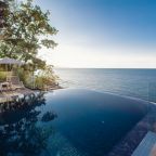 Сауна у бассейна инфинити с видом на море, Апарт-отель На Лучезарной 1а