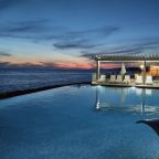 Сауна у бассейна инфинити с видом на море, Апарт-отель На Лучезарной 1а