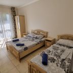 Трехместный (Стандарт), Гостевой дом Кристалл на Тургенева 32