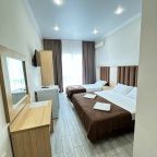 Трехместный (Стандарт), Гостиница Кристалл на Тургенева 32