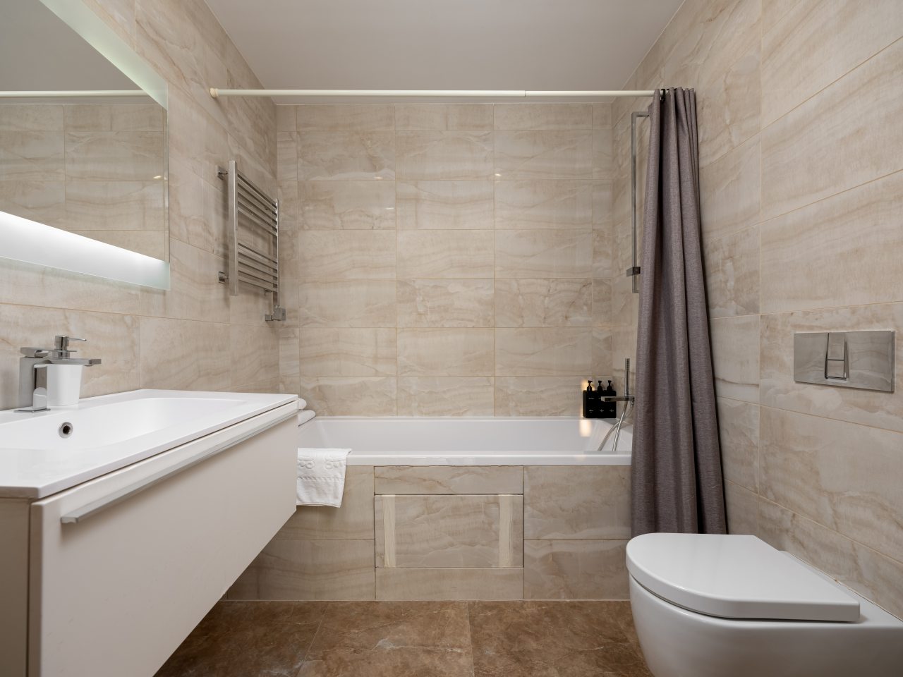 Трехместный (Oko Gudja 29 этаж), Апартаменты Апартсити