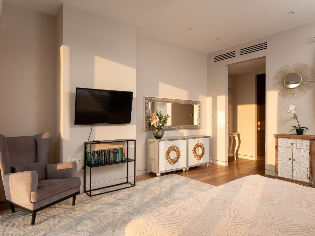 Трехместный (Oko Gudja 29 этаж), Апартаменты Апартсити