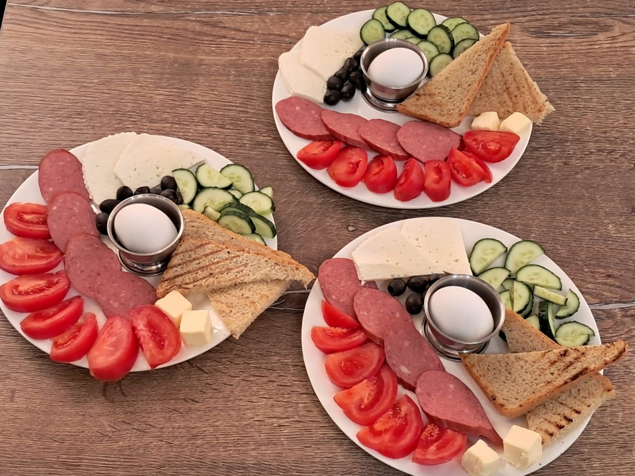 Итальянский, Английский, Дагестанский Завтраки, Отель Hotel Pullman DM