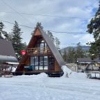 Дом (А-фрейм (2-уровневый, с балконом)), Гостевой дом Daut Resort
