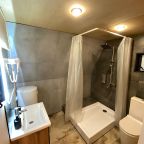 Дом (Family), Апарт-отель Вершина отдыха