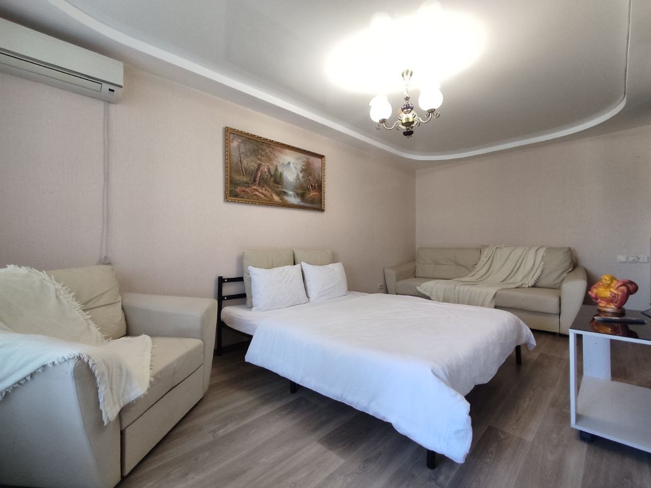 Апартаменты (Satin Apartments на площади Октября), Апартаменты Satin Apartments на площади Октября 14
